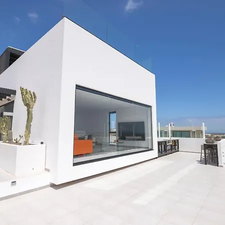 Villa Mansion With Heated Pool - Jacuzzi Corralejo