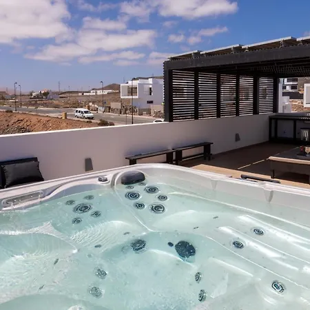 Villa Mansion With Heated Pool - Jacuzzi *