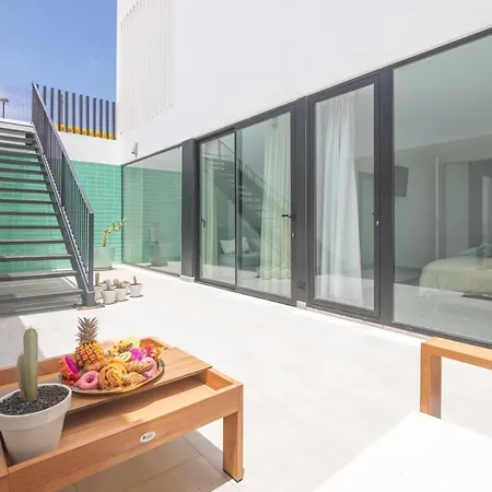 Villa Mansion With Heated Pool - Jacuzzi